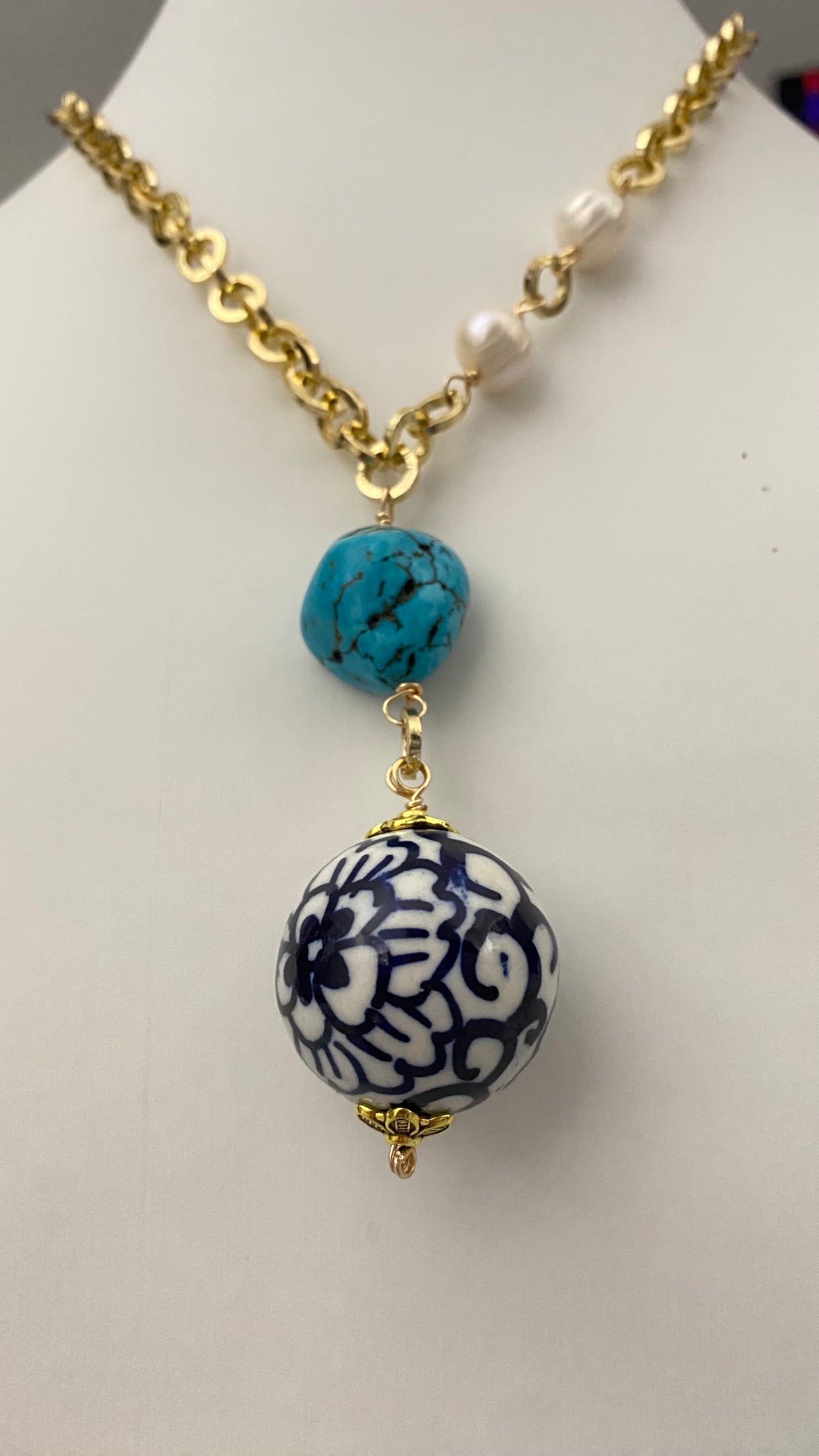 N128-NECKLACE FRESH WATER PEARL /Blue Mosaic Ball-